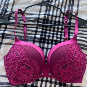 Victoria’s Secret Very Sexy Push Up Bra 💜